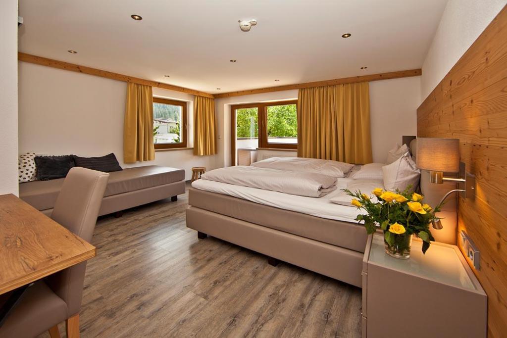 Landhotel Denggerhof Mayrhofen Exteriör bild