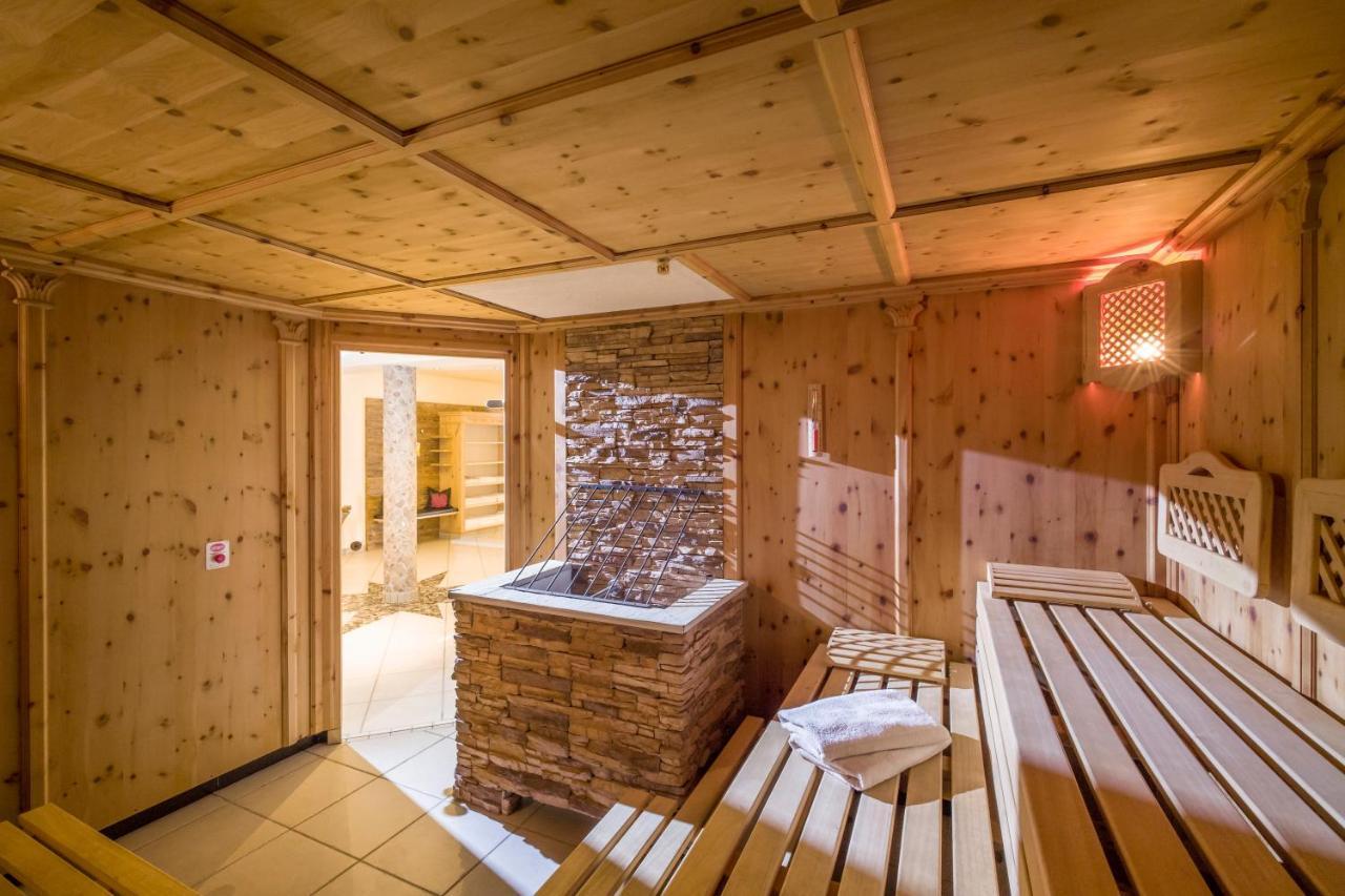 Landhotel Denggerhof Mayrhofen Exteriör bild