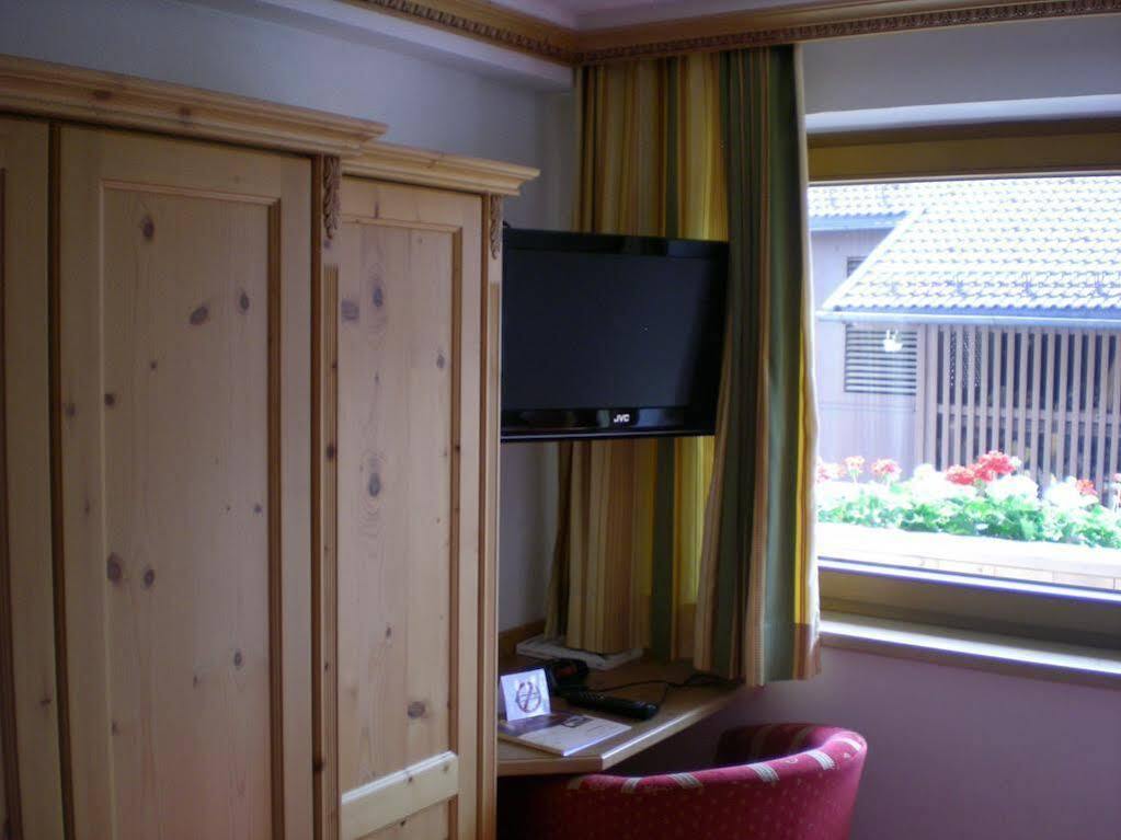 Landhotel Denggerhof Mayrhofen Exteriör bild
